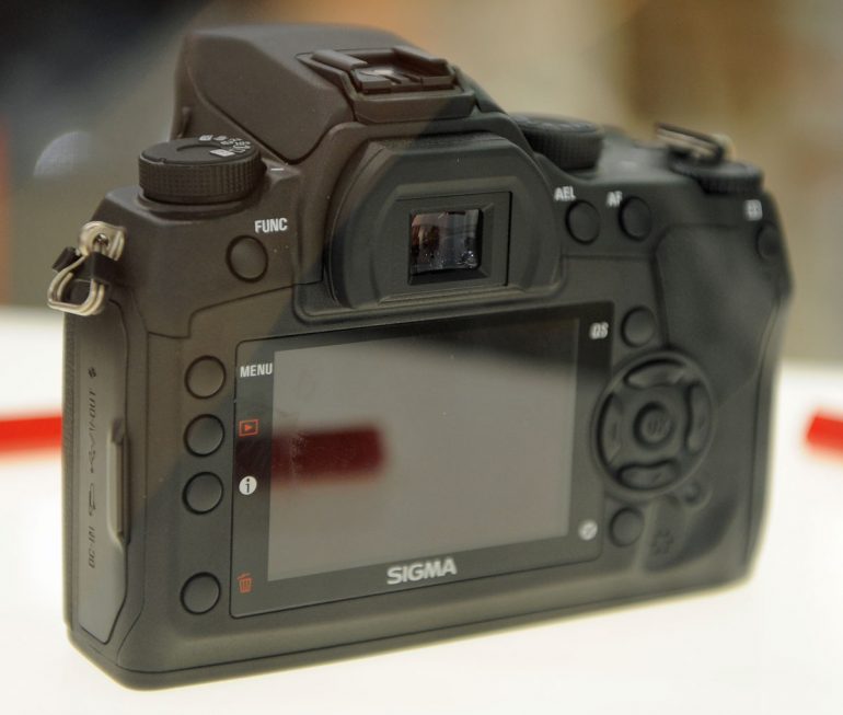 sigma-sd1-back.jpg