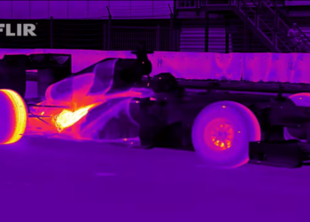 This-is-How-An-F1-Racecar-Looks-Under-Thermal-Vision-Hypebeast.png