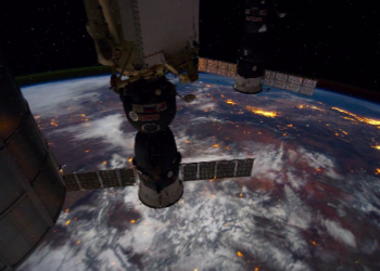 Remarkable-Time-Lapse-Created-from-80GB-of-ISS-Pictures-is-the-Best-ISS-Edit-Weve-Seen.png