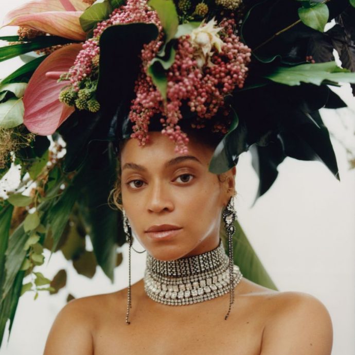En couverture du VOGUE US, Beyoncé véhicule un message d