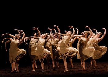 Le Sacre du printemps / Pina Bausch