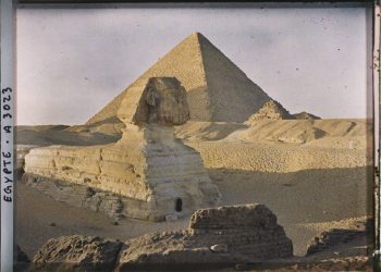 Gizeh-Egypte-AfriqueLeSphinxetlapyramidedeKheops_A3023