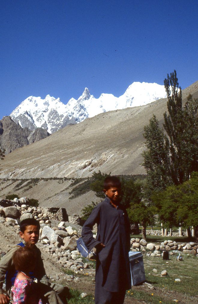 Enfants de Hunza