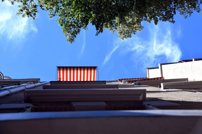 levez les yeux à Paris