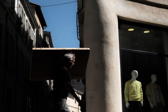 Défilé devant les mannequins