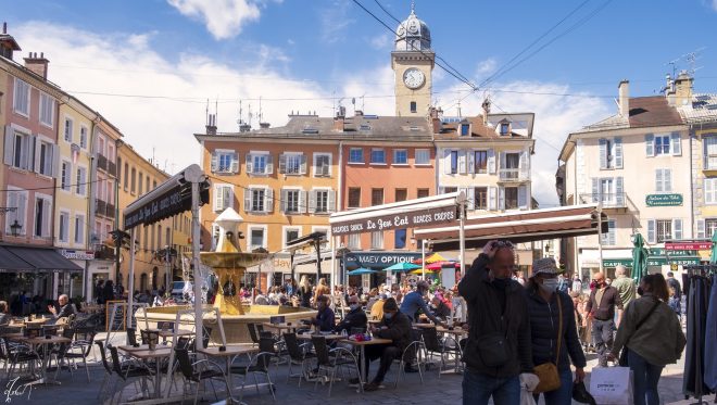 La vie reprend doucement à Gap